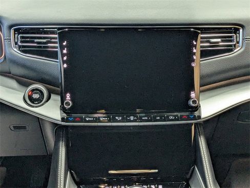 New 2026 Jeep Grand Wagoneer 4WD w/ Premium Group I image 16