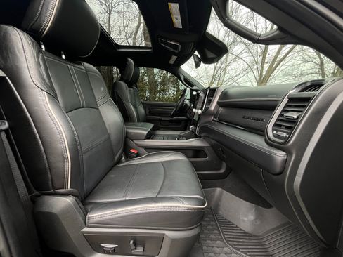 Used 2023 RAM 3500 Limited image 33