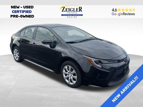Used 2021 Toyota Corolla LE w/ Carpet Mat Package (TMS) FWD image 4