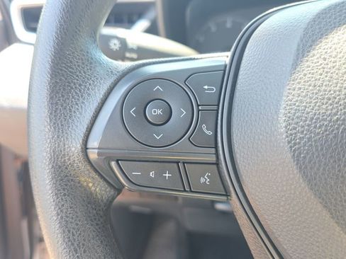 Used 2024 Toyota Corolla LE image 21