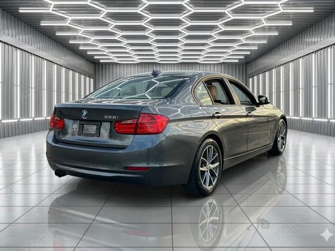 Used 2013 BMW 328i Sedan RWD image 2