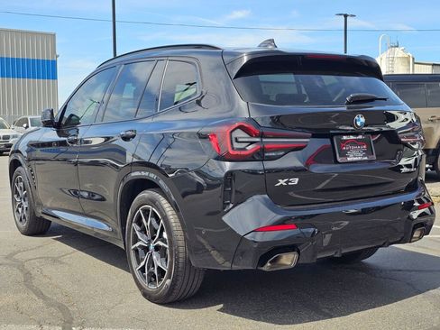 Used 2022 BMW X3 xDrive30i AWD/4WD image 3