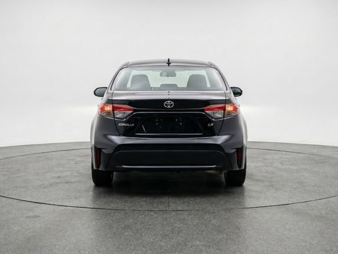 Used 2025 Toyota Corolla LE FWD image 7