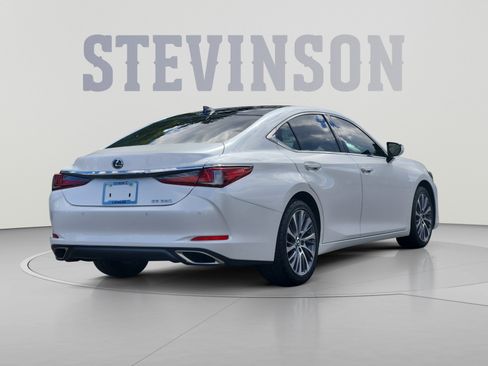Used 2021 Lexus ES 350 w/ Premium Package FWD image 5