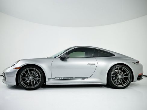 Certified 2024 Porsche 911 Carrera T image 2