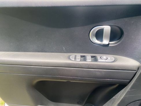 Certified 2024 Hyundai Ioniq 5 SEL RWD image 12
