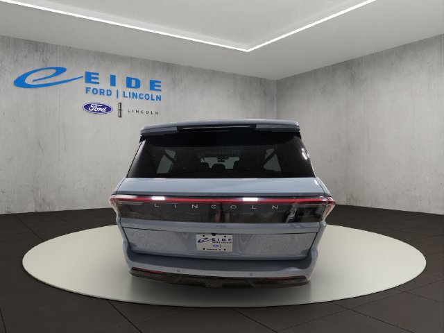 New 2027 Lincoln Navigator L Reserve AWD/4WD image 6