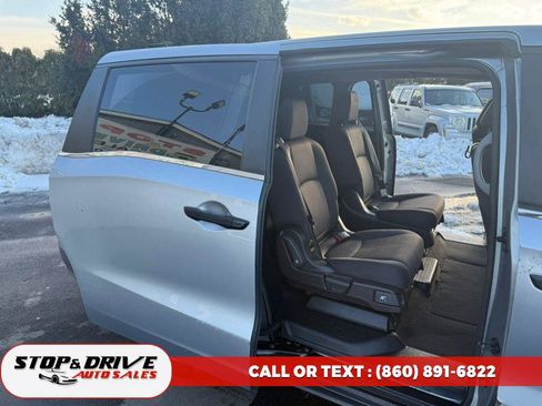 Used 2018 Honda Odyssey LX image 13