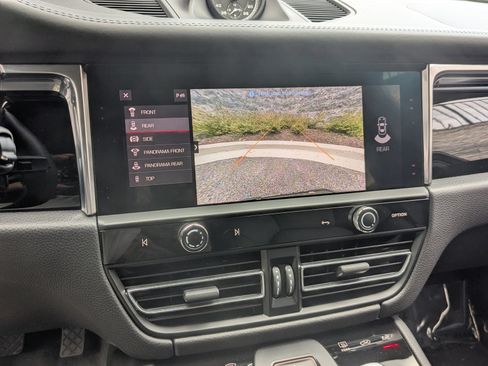 Certified 2023 Porsche Macan Turbo AWD/4WD image 19