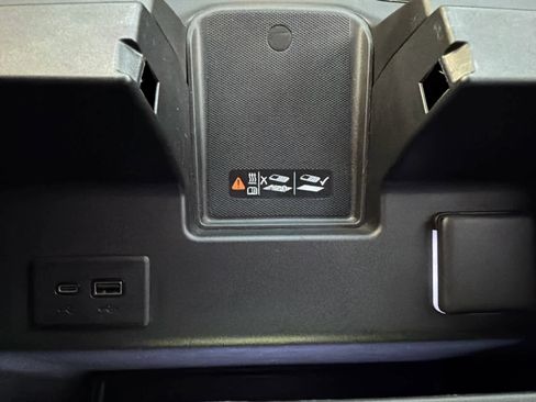 Used 2024 GMC Sierra 1500 AT4 w/ Technology Package AWD/4WD image 52