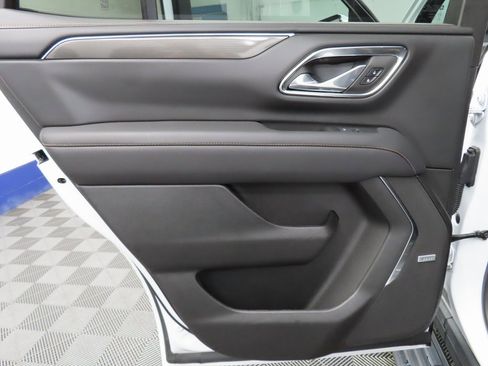 Used 2024 GMC Yukon AT4 image 61