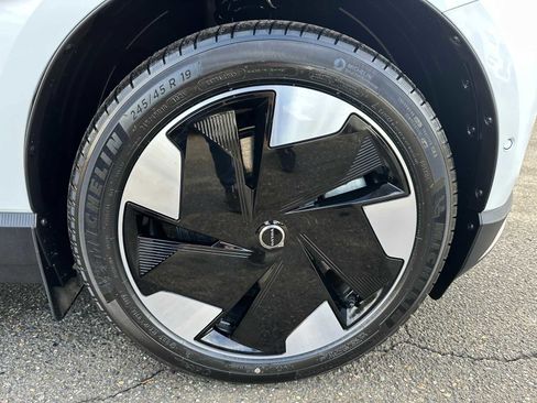 New 2026 Volvo EX30 Ultra image 9