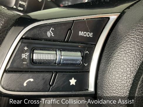 Certified 2024 Kia Forte LXS w/ LXS Technology Package image 22