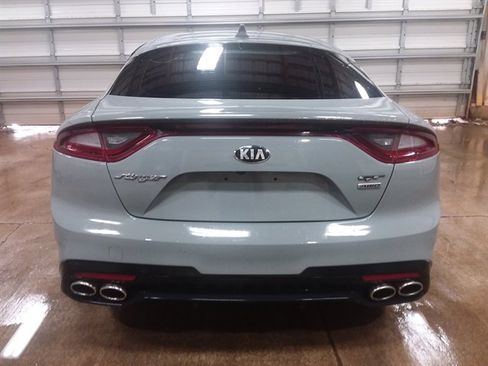 Used 2019 Kia Stinger GT2 image 8