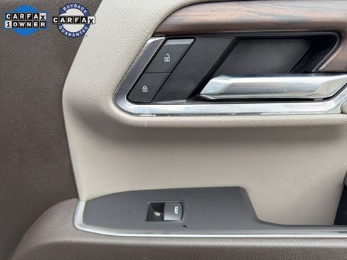 Used 2022 GMC Sierra 1500 SLT image 17