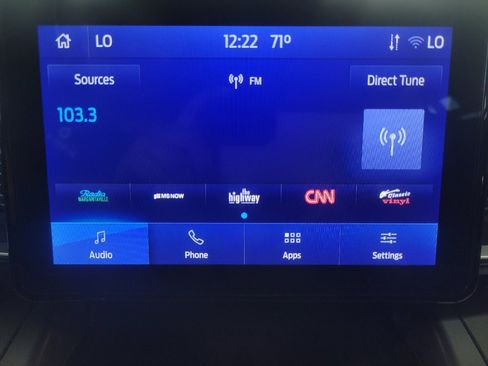 Used 2022 Ford Explorer XLT w/ Equipment Group 202A RWD image 25