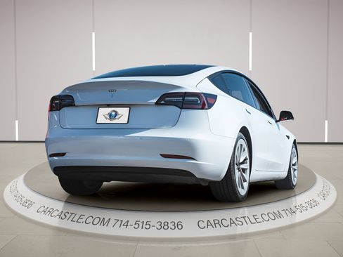 Used 2021 Tesla Model 3 Standard Range Plus RWD image 5