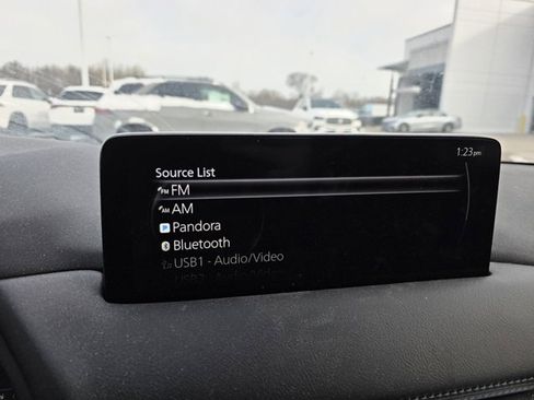 Used 2022 MAZDA CX-5 AWD 2.5 S w/ Select Package image 2