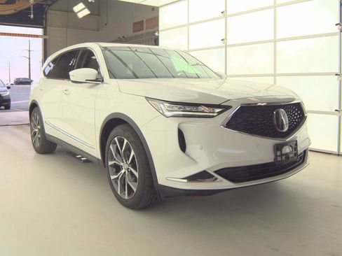 Used 2023 Acura MDX SH-AWD w/ Technology Package image 5