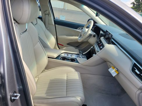 Certified 2026 Genesis G70 2.5T Prestige RWD image 23