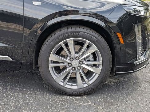 Certified 2024 Cadillac XT6 Premium Luxury AWD/4WD image 11
