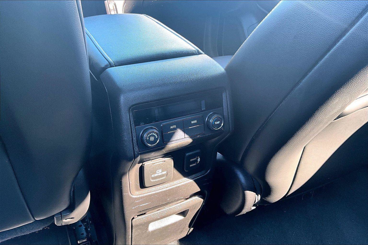 Used 2019 GMC Acadia SLT w/ Black Edition AWD/4WD image 11