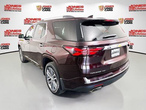 Used 2022 Chevrolet Traverse High Country AWD/4WD image 2
