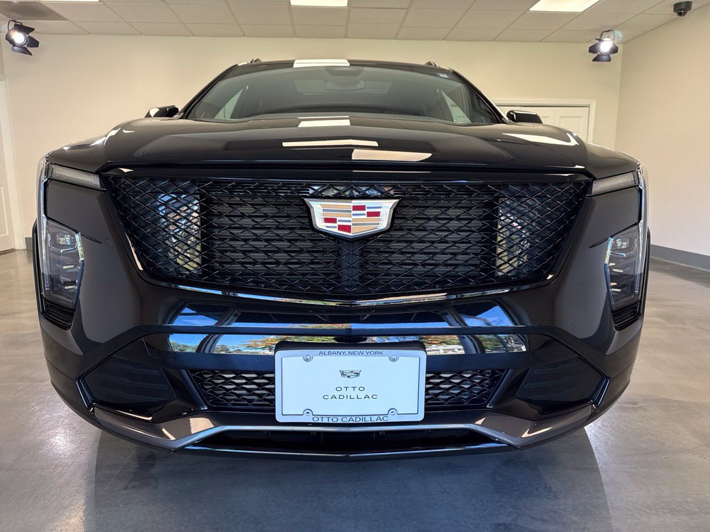 Certified 2024 Cadillac XT4 Sport w/ Cold Weather Package AWD/4WD image 5