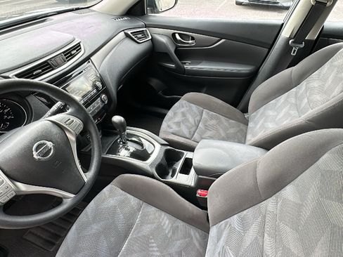 Used 2016 Nissan Rogue S AWD/4WD image 22
