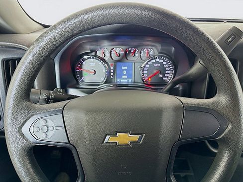 Used 2019 Chevrolet Silverado 1500 Custom w/ Custom Convenience Package image 12