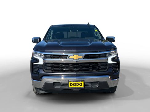 Used 2023 Chevrolet Silverado 1500 LT w/ Convenience Package II image 8