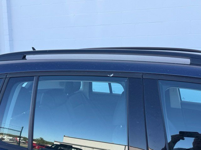 Used 2016 Volkswagen Tiguan S FWD image 10