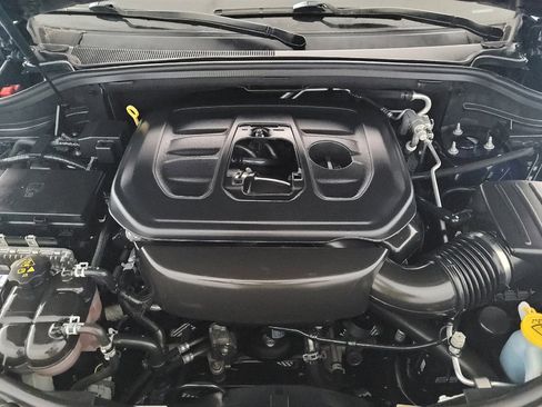 Used 2018 Dodge Durango SXT w/ 3rd Row Seating Group AWD/4WD image 30
