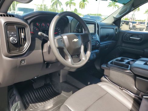 Used 2024 Chevrolet Silverado 1500 W/T image 9