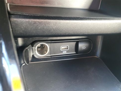Used 2022 Kia Forte GT-Line image 19