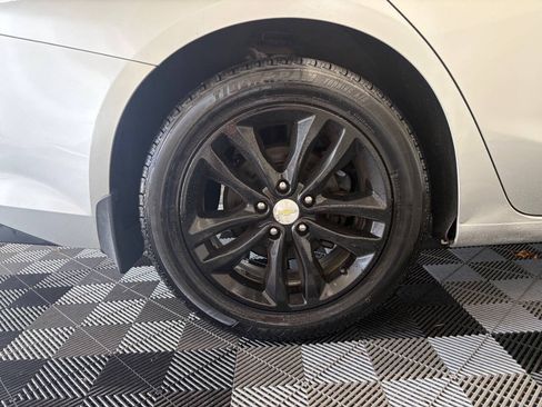Used 2016 Chevrolet Malibu LT FWD image 26
