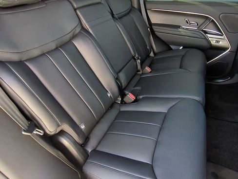 New 2025 Land Rover Range Rover SE image 20