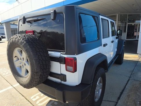 Used 2015 Jeep Wrangler Unlimited Sport w/ Quick Order Package 24S image 8