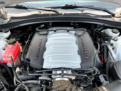 Used 2021 Chevrolet Camaro SS RWD image 26