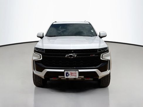 Used 2023 Chevrolet Suburban Z71 w/ Luxury Package AWD/4WD image 2