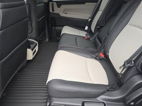 New 2026 Honda Odyssey Elite image 12