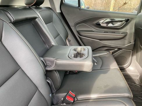 Used 2022 GMC Terrain AT4 w/ Infotainment Package II image 42