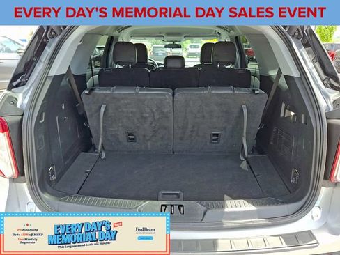 Certified 2022 Ford Explorer XLT w/ Equipment Group 202A AWD/4WD image 30