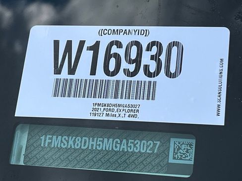 Used 2021 Ford Explorer XLT w/ Class III Trailer Tow Package AWD/4WD image 27