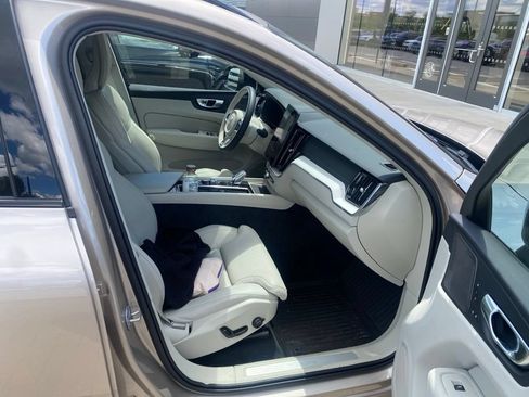 Used 2026 Volvo XC60 B5 Ultra w/ Protection Package AWD/4WD image 18