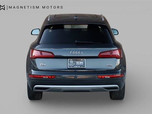 Used 2018 Audi Q5 2.0T Premium Plus w/ Premium Plus Package AWD/4WD image 10