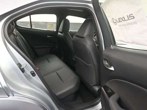 Used 2026 Lexus UX 300h FWD image 10