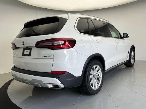 Certified 2023 BMW X5 xDrive40i w/ Premium Package image 3