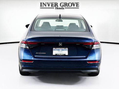 Certified 2025 Honda Accord SE image 6