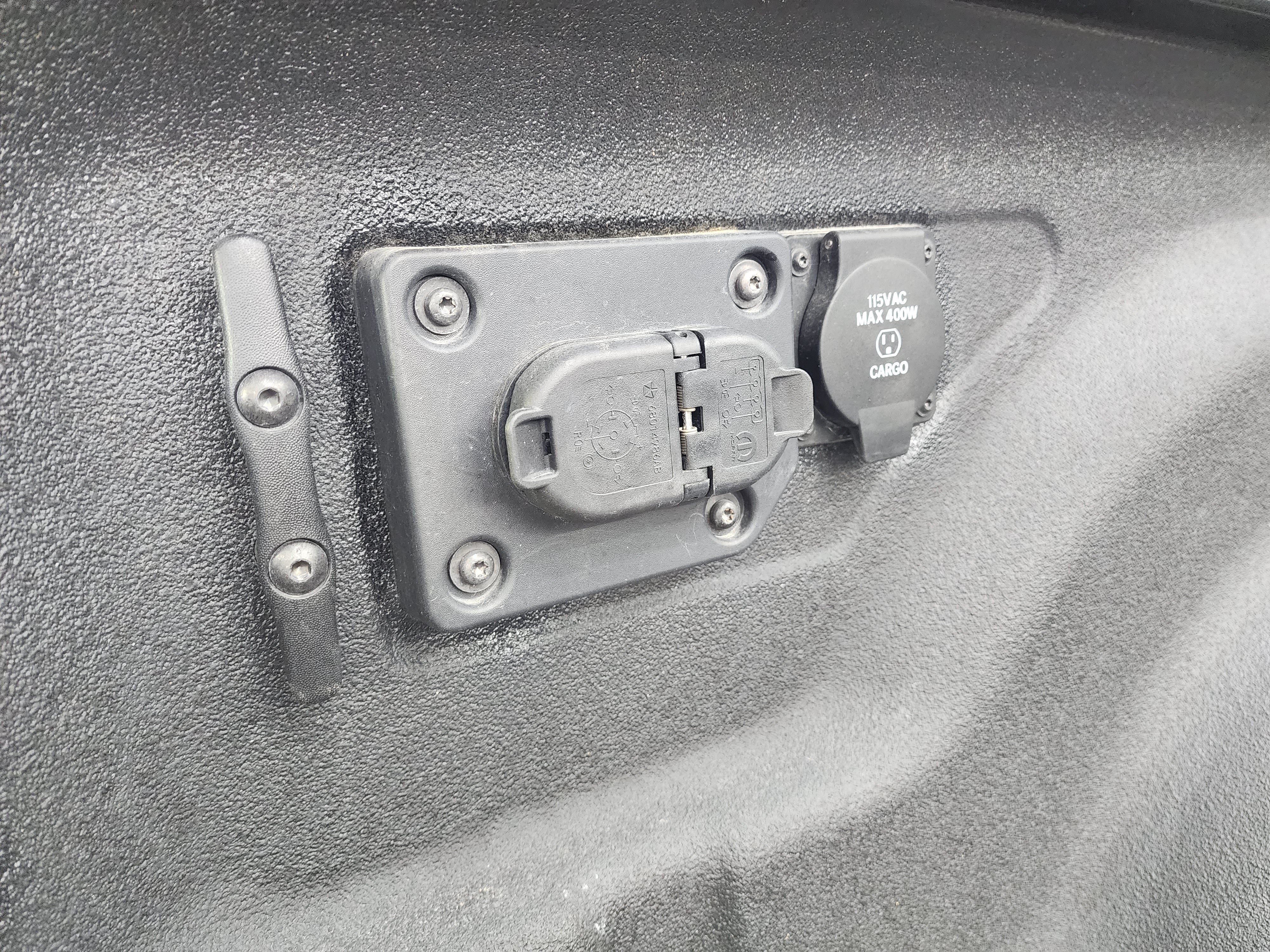Used 2026 RAM 3500 Laramie AWD/4WD image 32